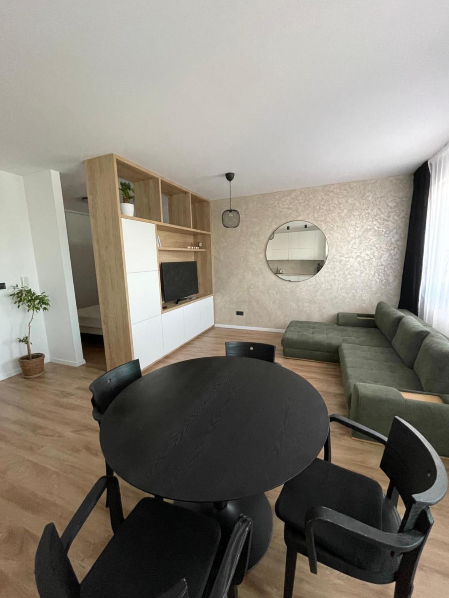 Apartman Petronela Bratislava Esterno foto