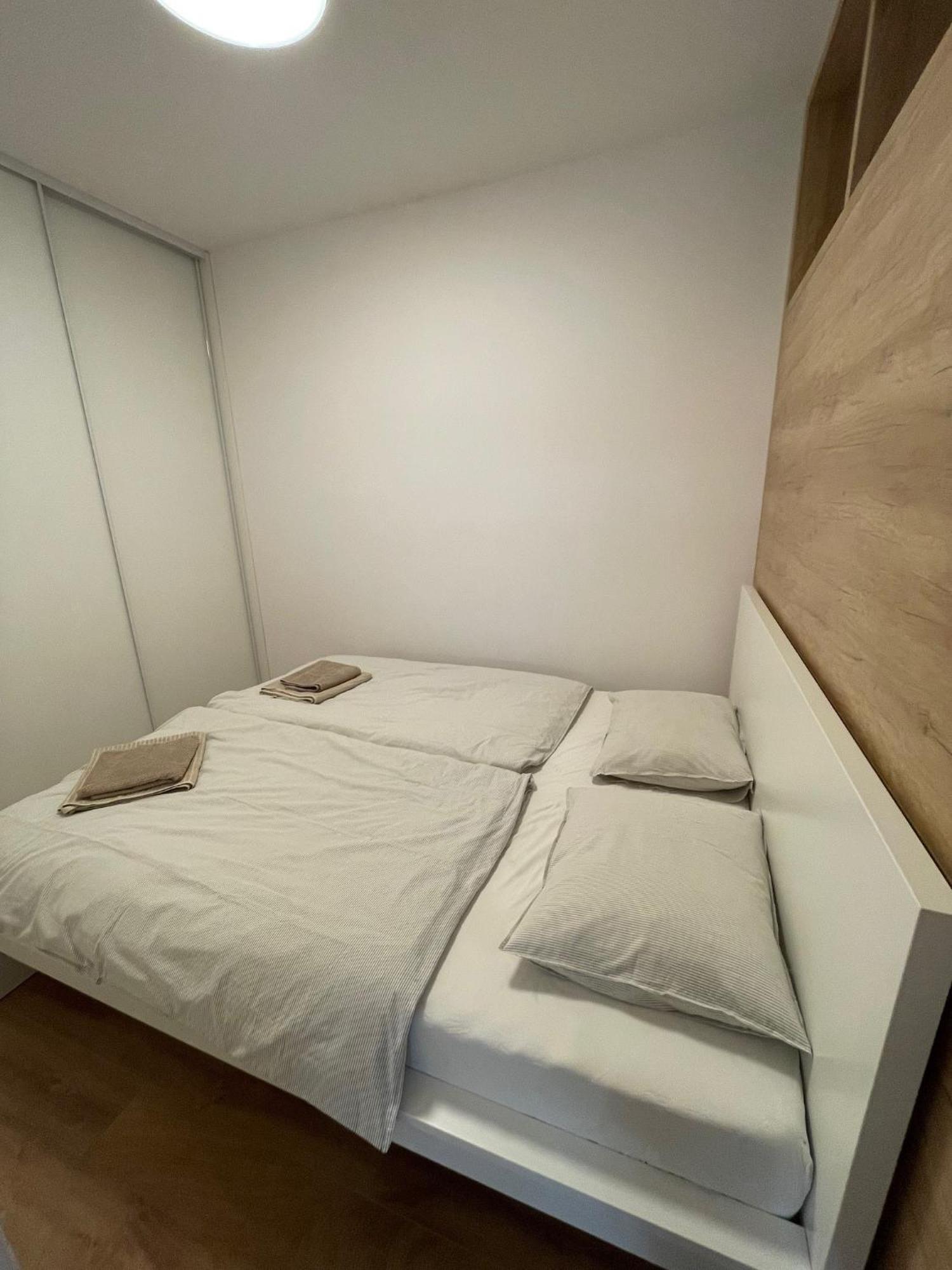 Apartman Petronela Bratislava Esterno foto